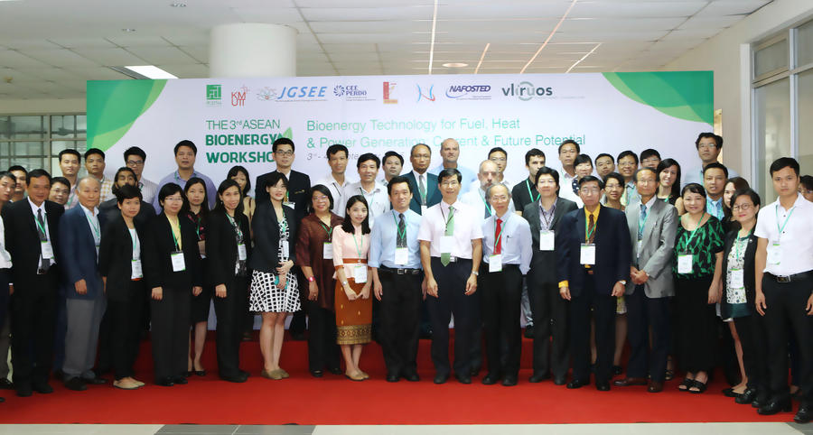 "Bioenergy Technology for Fuel, Heat, and Power Generation: current and future potential" workshop, Hanoi (© Supatchaya Konsomboon, KMUTT)